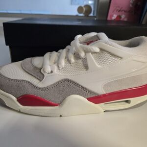 Jordan Air 4 RM Sneakers in Grey And White